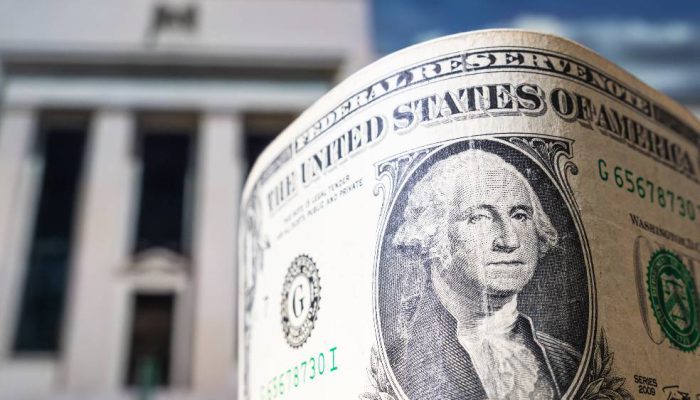 Drama Besar di Wall Street: Komentar The Fed Bikin Saham Teknologi Liar!