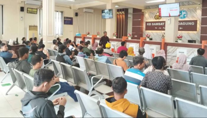 Samsat Tulungagung Pastikan Layanan Tetap Optimal, WFH Tak Ganggu Pelayanan Pajak Kendaraan