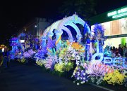 Pelindo Angkat Pesan Pelestarian Laut Melalui Mobil Hias Spektakuler di Surabaya Vaganza 2026