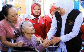 Gubernur Jatim Khofifah: Lansia Adalah Kekuatan Penting dalam Kehidupan Bermasyarakat