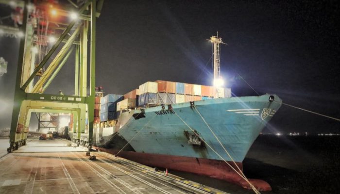 X-Press Feeders Resmi Layani Rute Surabaya–Tiongkok Lewat TPK Teluk Lamong
