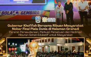 Spanyol Juara Dunia, Gubernur Khofifah Rayakan Bersama Ribuan Warga dalam Nobar Akbar di Grahadi