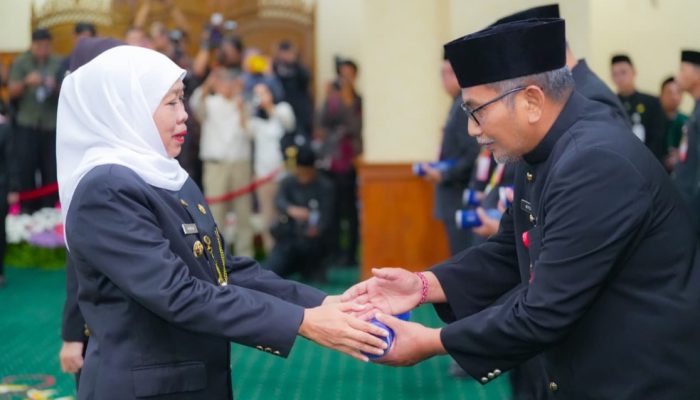 Khofifah Tegaskan Rotasi Pejabat Demi Penguatan Organisasi dan Percepatan Pelayanan Publik di Jawa Timur