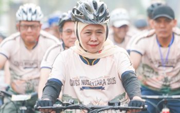 Gubernur Khofifah dan Deputi Bank Indonesia Gowes Bersama, Perkuat Sinergi Lewat Gaya Hidup Sehat