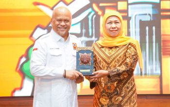 Gubernur Khofifah Optimistis Insinyur Jadi Pilar Utama Wujudkan Indonesia Emas 2045 dan Jawa Timur Maju
