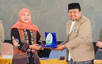 Wisuda 51 Mahasantri Ma’had Aly Nurul Cholil, Khofifah: Jadilah Ahli di Bidang Masing-Masing