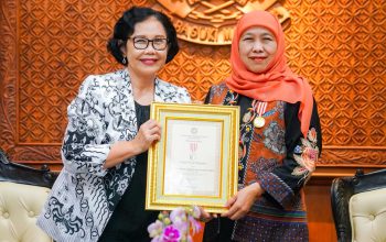 PB PGRI Apresiasi Komitmen Pendidikan Gubernur Khofifah, Dwija Praja Nugraha Jadi Penghargaan Tertinggi