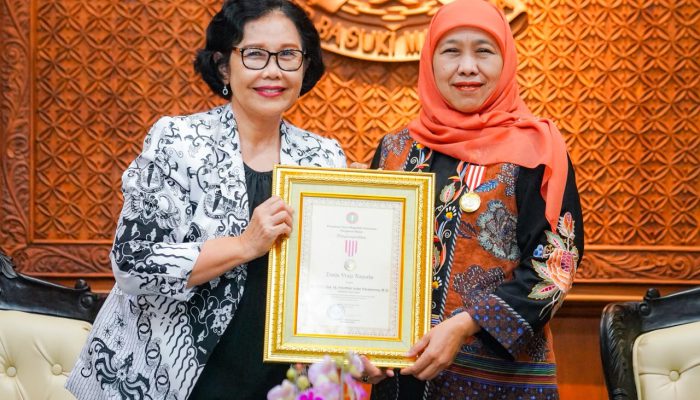 PB PGRI Apresiasi Komitmen Pendidikan Gubernur Khofifah, Dwija Praja Nugraha Jadi Penghargaan Tertinggi