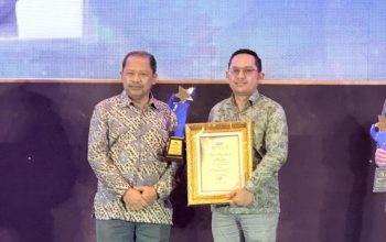 Inovasi EAZI Pangkas Waktu Ship to Ship, Terminal Teluk Lamong Raih Penghargaan