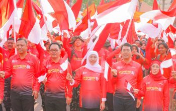 Dari Grahadi ke Puncak Arjuno, Gubernur Khofifah Kobarkan Patriotisme dan Kepedulian Lingkungan