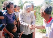 Senyum Anak-Anak Korban Gempa Jadi Energi Gubernur Khofifah dalam Misi Kemanusiaan di NTT