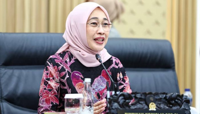 DPR Desak Gaji Karyawan PT Pos Cair Paling Lambat 1 September