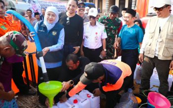 Pemprov Jatim Gelontorkan Rp130 Juta untuk Atasi Kekeringan Sumenep, Khofifah Prioritaskan Air Bersih Warga